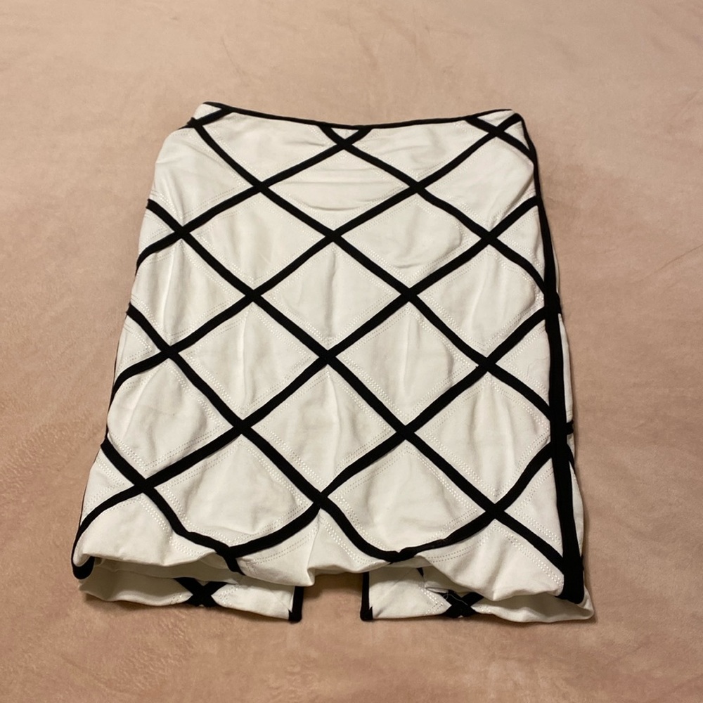 White House Black Market Skirt